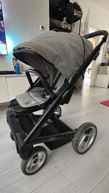 Mutsy Igo Kinderwagen beschikbaar voor biedingen