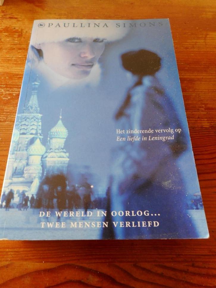 Tatiana Alexander - paullina simons, Boeken, Romans, Zo goed als nieuw, Ophalen of Verzenden