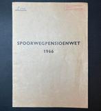 Spoorwegpensioenwet (1966) met stempel station Venlo, Verzamelen, Ophalen of Verzenden, Gebruikt, Trein, Boek of Tijdschrift