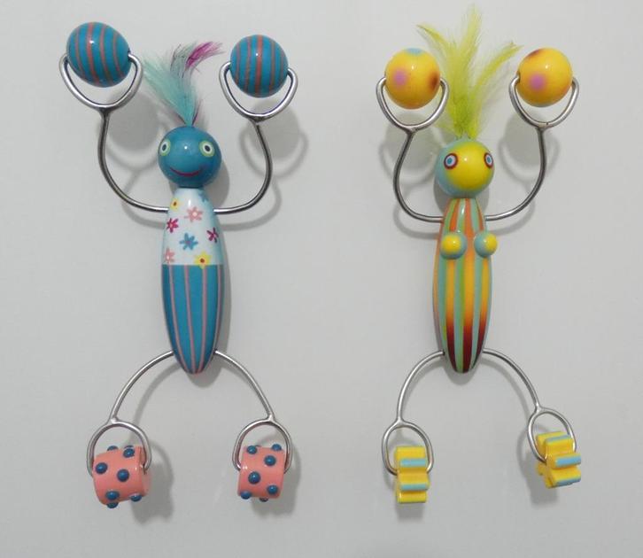 popdesign - Pylones - 2 kleurrijke (kunst) voorwerpen [1007], Antiek en Kunst, Kunst | Designobjecten, Ophalen