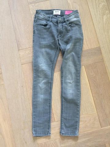 Leuke lichtgrijze skinny spijkerbroek Cars Jeans mt 122 beschikbaar voor biedingen