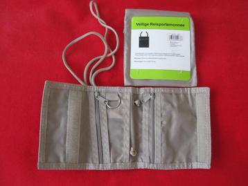 Veilige reis portemonnee nieuw. beschikbaar voor biedingen