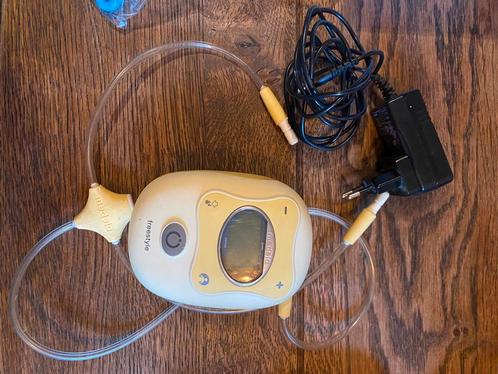 Medela Freestyle, dubbele elektrische borstkolf, Kinderen en Baby's, Babyvoeding en Toebehoren, Gebruikt, Borstkolf, Ophalen of Verzenden