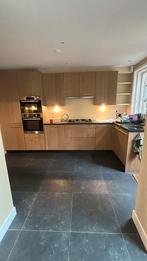 Zeer nette Duitse  top kwaliteitskeuken incl.apparatuur!!!!!, Huis en Inrichting, Keuken | Complete keukens, Bruin, Hoekkeuken