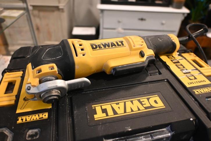 Dewalt DWE315-QS Multitool + Koffer, Auto diversen, Autogereedschap, Gebruikt, Ophalen of Verzenden