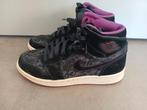 Nike Jordan zwart met kant, maat 37,5, Kleding | Dames, Schoenen, Ophalen of Verzenden