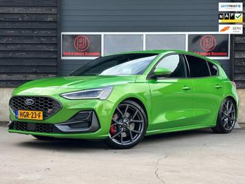 Ford Focus 2.3 EcoBoost ST-X Acc B&O Clima Hud Carplay beschikbaar voor biedingen