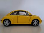 Volkswagen Beetle, Maisto 1:18, onbespeeld, Ophalen of Verzenden, Zo goed als nieuw, Maisto