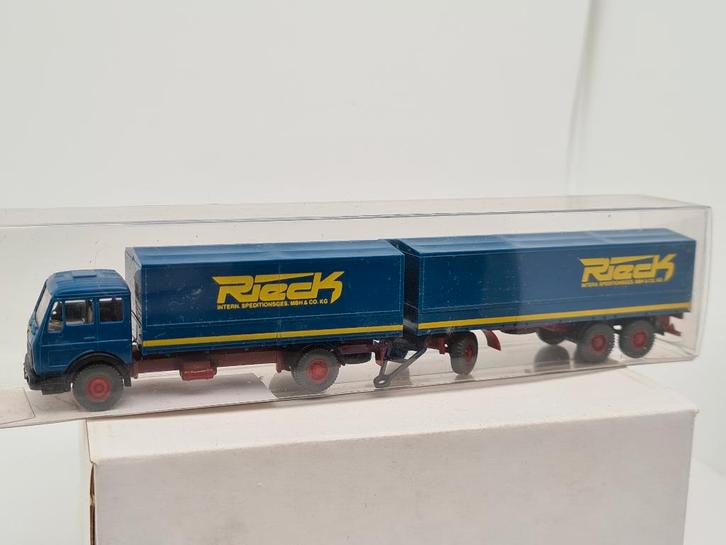 Mercedes vrachtwagen Spedition Rieck - Wiking 1/87, Hobby en Vrije tijd, Modelauto's | 1:87, Zo goed als nieuw, Bus of Vrachtwagen