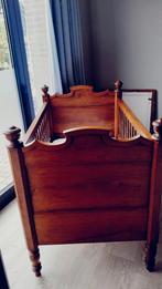 Heel mooi oud antiek baby ledikant, Ophalen