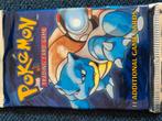 Pokemon base set wotc boosterpack 1999  (heavy), Hobby en Vrije tijd, Verzamelkaartspellen | Pokémon, Ophalen of Verzenden, Zo goed als nieuw