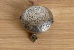 Zilveren Islamitische amulet of koran houder., Antiek en Kunst, Ophalen of Verzenden