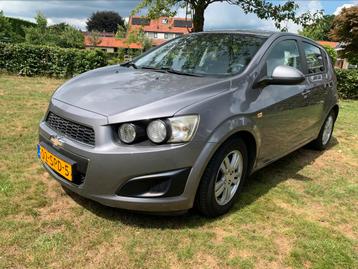 Chevrolet Aveo 1.2 5DEURS 2011 Grijs bluetooth cruisecontrol beschikbaar voor biedingen