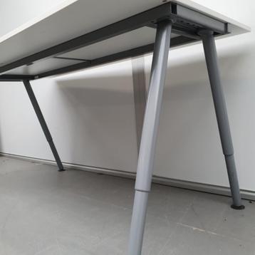 IKEA Galant Bureau (160 x 80 cm) – In Hoogte Verstelbaar - afbeelding 6