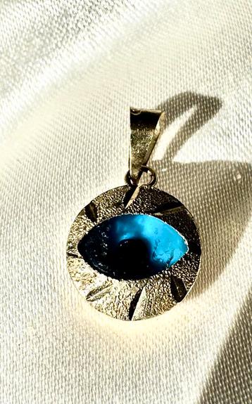 Gouden 585 ketting hanger blue eye Nieuw. V. Prijs beschikbaar voor biedingen