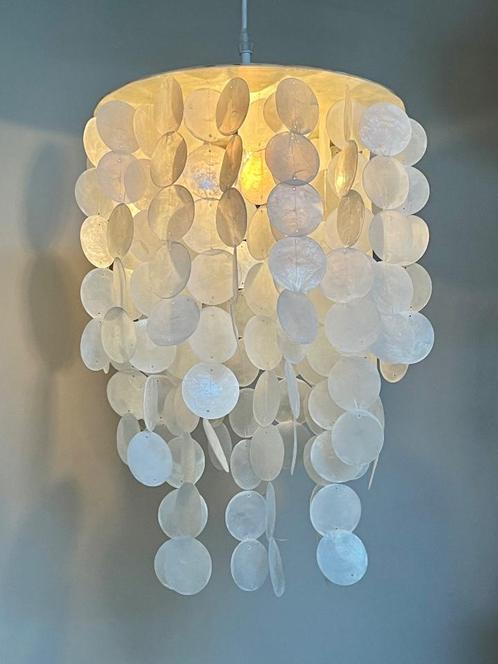 Capiz schelpen parelmoer opaline lampen nu 85,- per stuk !!, Huis en Inrichting, Lampen | Kroonluchters, Ophalen of Verzenden