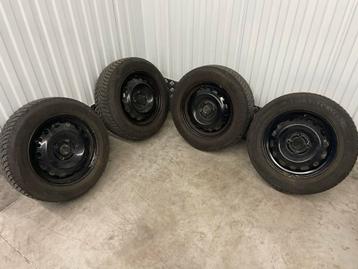 Opel Corsa C Winterbanden Set 175/65 R 14 Vredestein beschikbaar voor biedingen