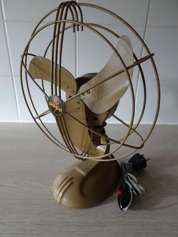 Antieke tafelventilator, is 70 jaar oud, in originele doos. beschikbaar voor biedingen