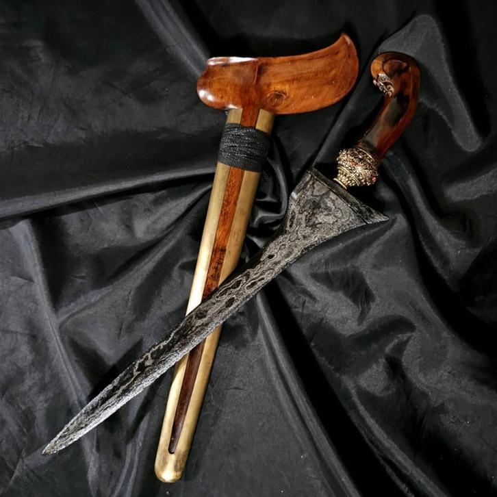Antieke Keris Brojol Gayaman Gandariras Surakarta kris KNL31, Antiek en Kunst, Kunst | Niet-Westerse kunst, Verzenden