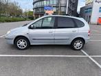 Renault scenic, Auto's, Renault, Te koop, Zilver of Grijs, Benzine, Airbags