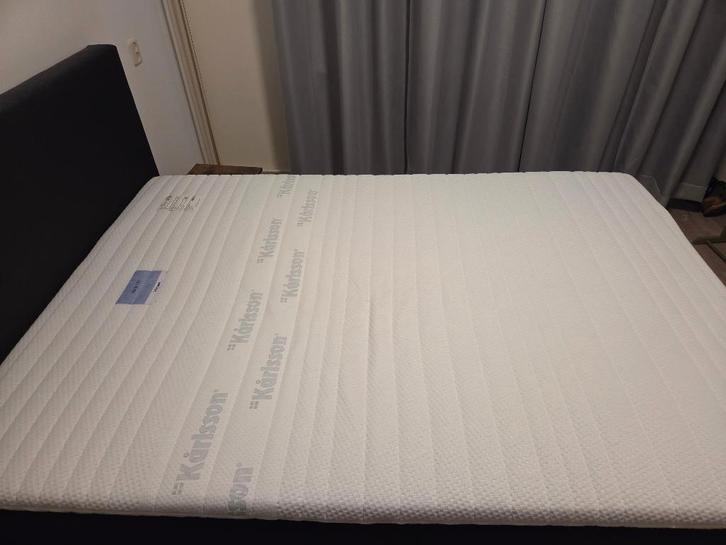 Boxspring te koop, Huis en Inrichting, Slaapkamer | Boxsprings, Zo goed als nieuw, 140 cm, 200 cm, Tweepersoons, Zwart, Ophalen