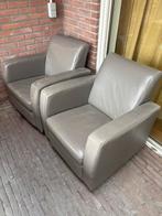 Gratis afhalen!! Twee grijze leren fauteuils, Huis en Inrichting, Fauteuils, Ophalen of Verzenden, Gebruikt, Leer, 75 tot 100 cm