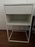 Ikea nachtkastje (Vikhammer), afmetingen 65x40x40, Huis en Inrichting, Slaapkamer | Nachtkastjes, Ophalen, Overige materialen