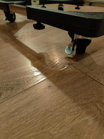 Scanpart Wasmachine Verhoger met Wielen beschikbaar voor biedingen
