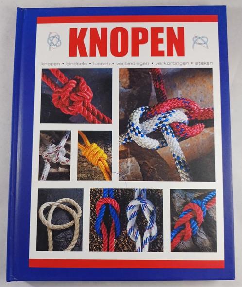 Boek Knopen - Geoffrey Budworth, Boeken, Hobby en Vrije tijd, Gelezen, Overige onderwerpen, Ophalen of Verzenden
