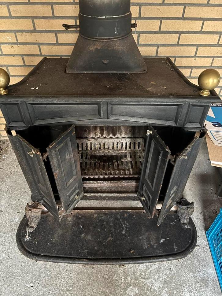 Antieke Houtkachel / Openhaard, Huis en Inrichting, Kachels, Gebruikt, Vrijstaand, Houtkachel, Hout, Ophalen of Verzenden