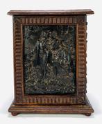 1573. Miniatuurkastje met bronzen plaquette, ca. 1870-1900, Antiek en Kunst, Ophalen of Verzenden