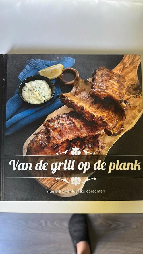 Van de grill op de plank, Boeken, Kookboeken, Zo goed als nieuw, Ophalen of Verzenden