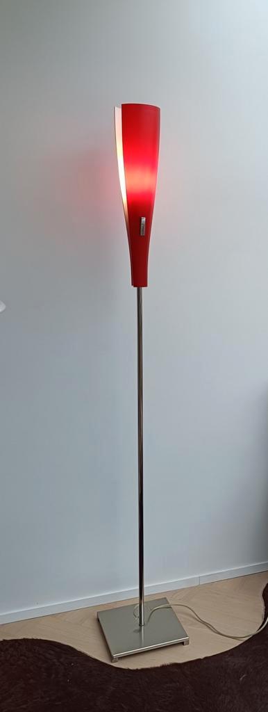 Sillux Oslo vloerlamp, Huis en Inrichting, Lampen | Vloerlampen, Zo goed als nieuw, 150 tot 200 cm, Glas, Metaal, Overige materialen