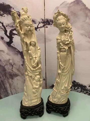 3 NICELY COUPES ANCIENT CHINESE RESIN STATUES beschikbaar voor biedingen