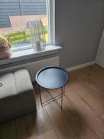 Zwart bijzettafeltje van Jysk, Ophalen