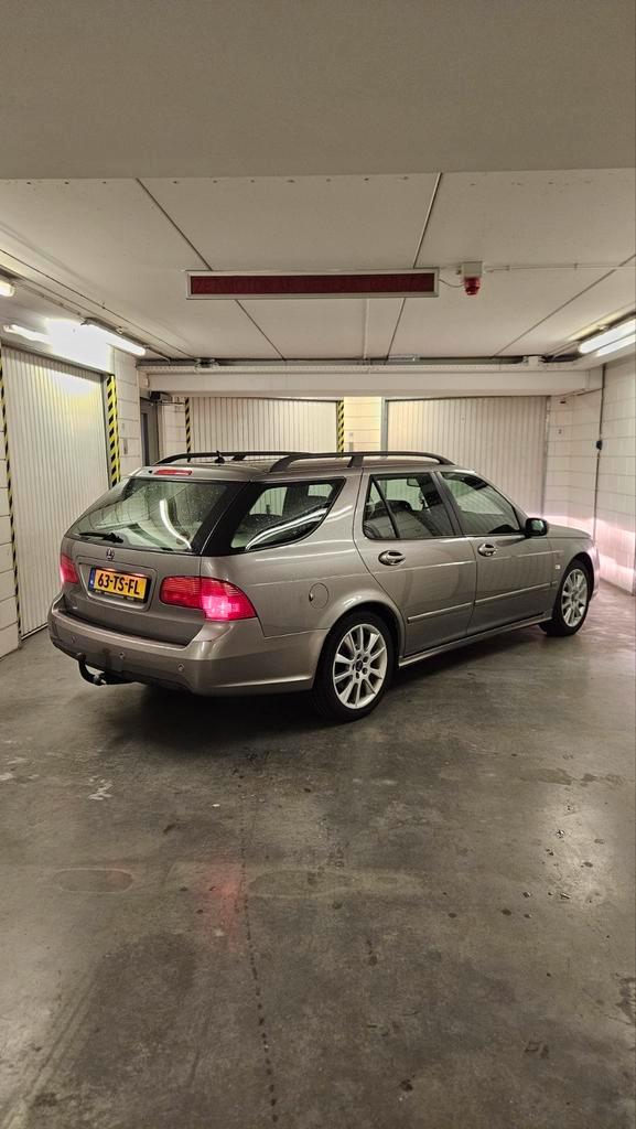 Saab 9-5 2.0 T Sport Estate AUT 2007 Grijs, Auto's, Saab, Particulier, Saab 9-5, Benzine, F, Stationwagon, Automaat, Origineel Nederlands