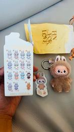 Pop Mart Pin For Love - Labubu "B", Ophalen of Verzenden, Nieuw