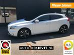Volvo V40 1.5 T3 POLAR+ SPORT **Trekhaak/Pano dak**, Auto's, Volvo, 65 €/maand, Euro 6, 4 cilinders, 700 kg