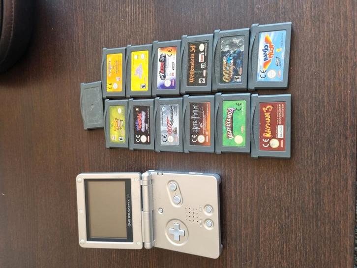 Gameboy advanced SP inclusief spellen, Spelcomputers en Games, Spelcomputers | Nintendo Game Boy, Gebruikt, Game Boy Advance SP
