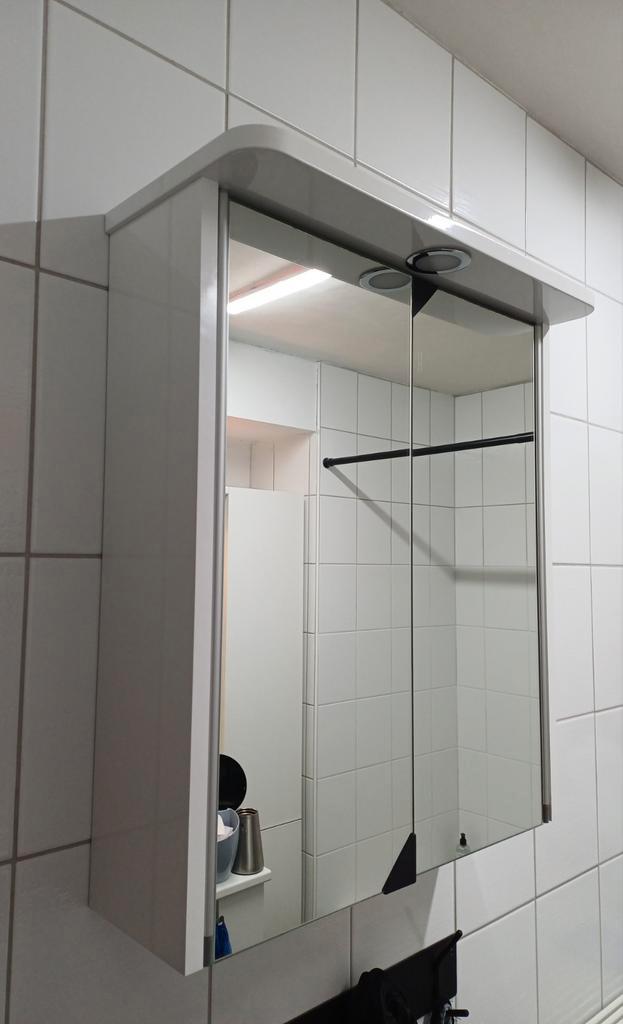 Spiegelkast Badkamer - Zo goed als nieuw!, Huis en Inrichting, Badkamer | Badkamermeubels, Zo goed als nieuw, Spiegelkast, Minder dan 100 cm