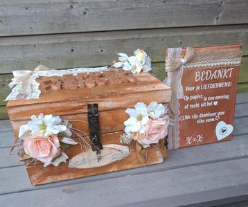 Enveloppenkist bruiloft met tekstbord  beschikbaar voor biedingen
