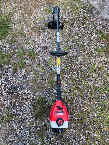 Bosmaaier/Grastrimmer  met benzine motor beschikbaar voor biedingen