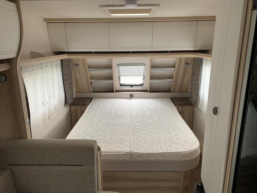 Hobby De Luxe 460 SFF Luifel/TV steun/1500kg, Caravans en Kamperen, Caravans, Hobby, Schokbreker, Bedrijf, Tot en met 3