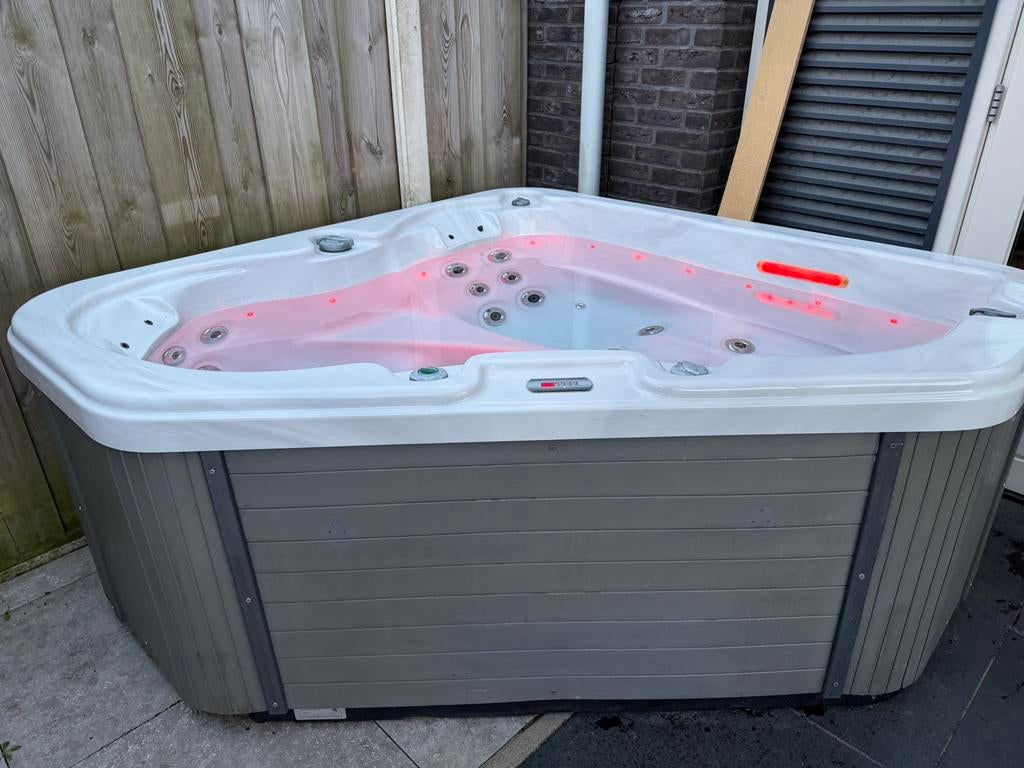Jacuzzi Allseas Spa Lover Tub, Ophalen, Gebruikt, Vast