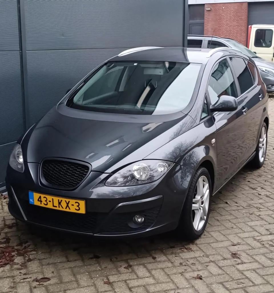 Seat Altea XL 1.8 TFSI Style Automaat Trekhaak, Auto's, Seat, Euro 5, Gebruikt, Zwart, 4 cilinders