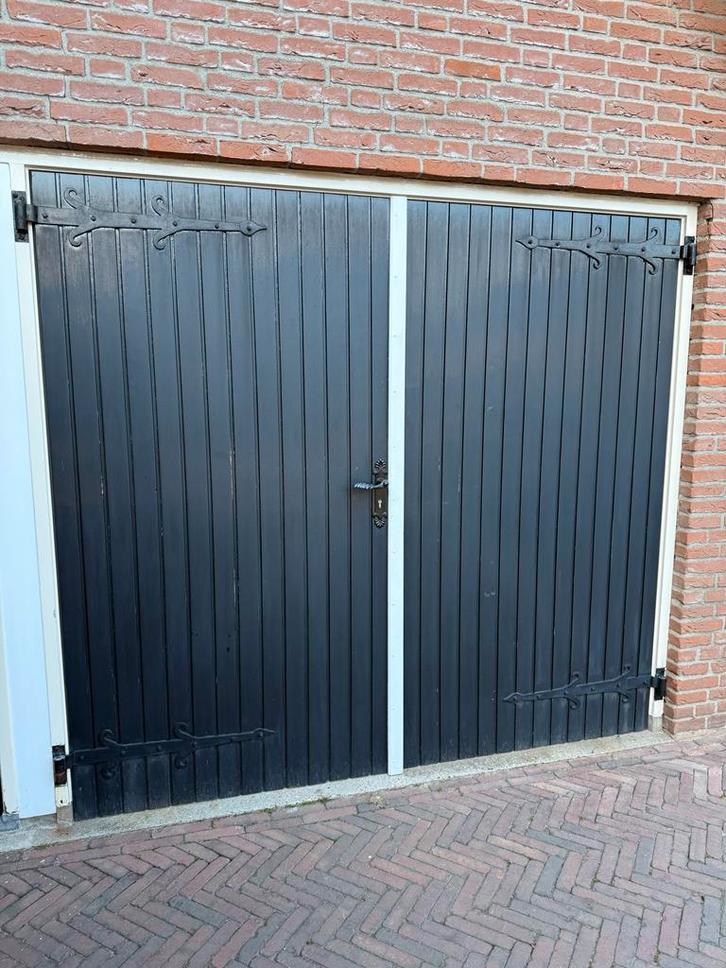 Dubbele garage deur en 4 buitendeuren, Doe-het-zelf en Verbouw, Deuren en Horren, Gebruikt, Buitendeur, 200 tot 215 cm, 80 tot 100 cm