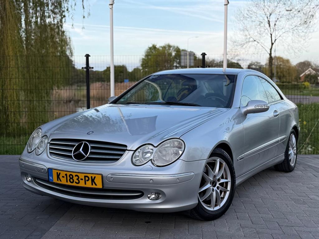 Mercedes-Benz CLK-klasse Coupé 240 V6 AUT / CLIMA / CRUISE, Auto's, Mercedes-Benz, Automaat, Achterwielaandrijving, Gebruikt, Zwart