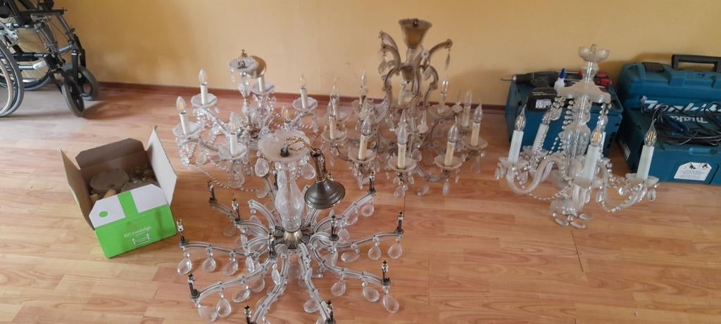 5 x glas kristal kroonluchter uit inboedel, Ophalen