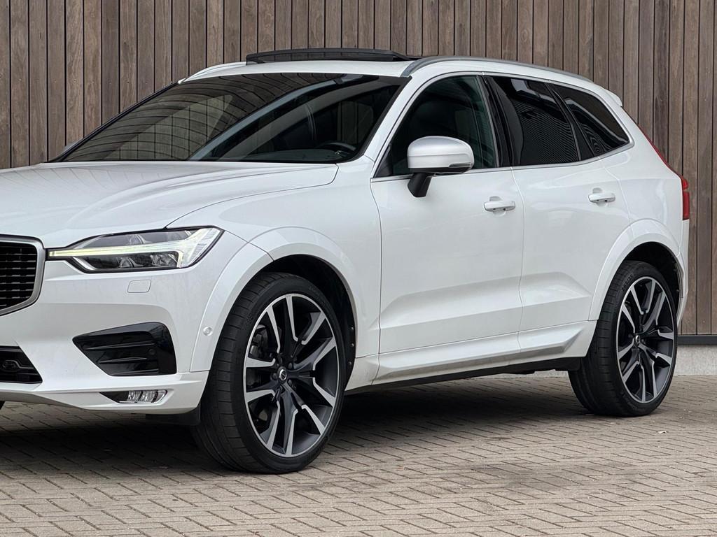 Volvo XC60 2.0 T5 AWD R-Design / B&W / Luchtvering / Trekhaa, Auto's, Volvo, Gebruikt, 1969 cc, 1714 kg, Wit