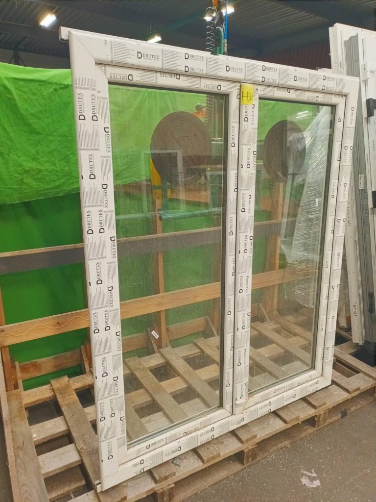 Kunststof Draai draaikiep kozijn   b152 x h181 -2480-, Niet ingevuld, Kunststof, Gebruikt, Raamkozijn